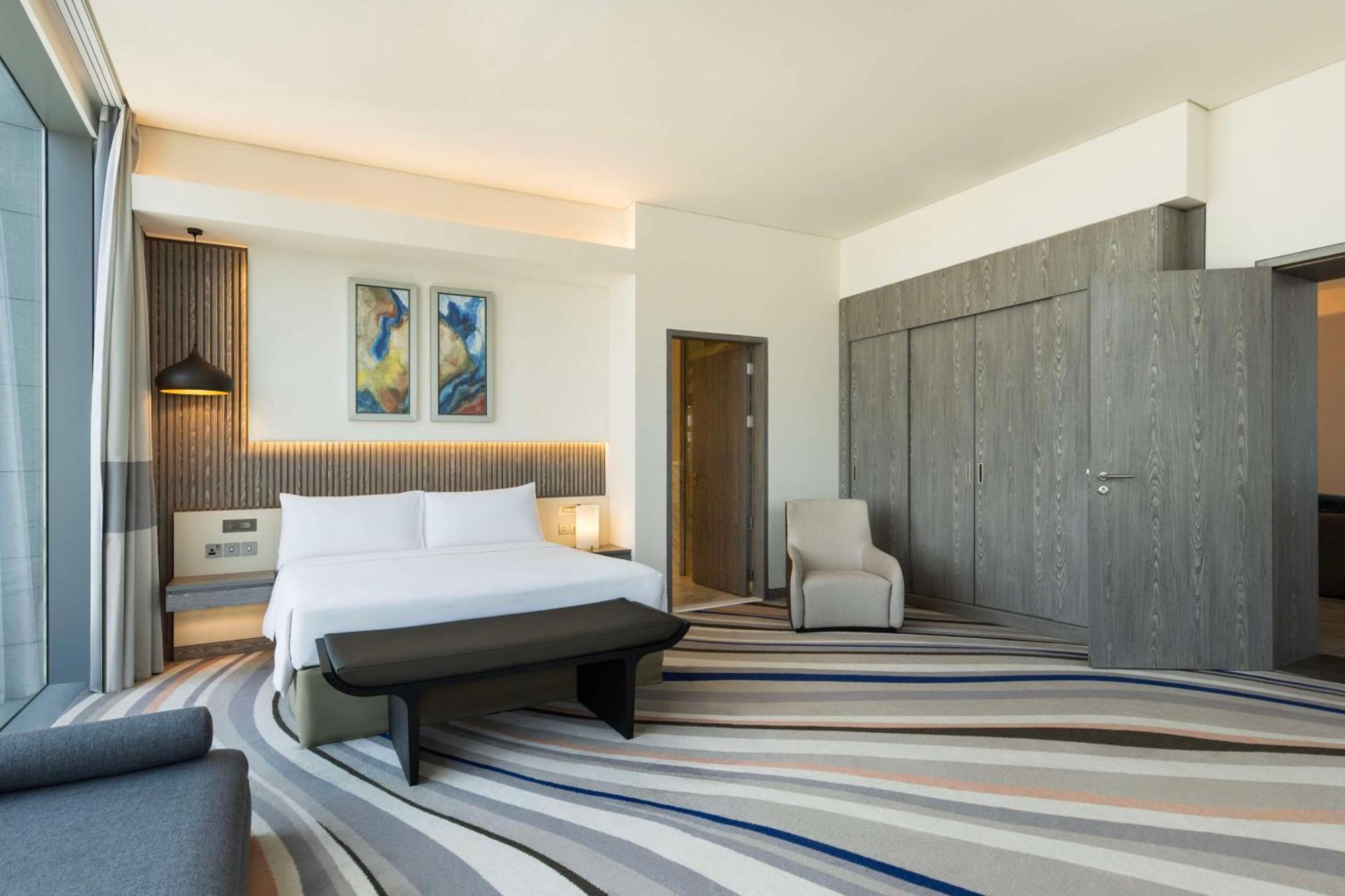 Doubletree By Hilton Doha Old Town Hotel Exterior photo A bedroom at the hotel